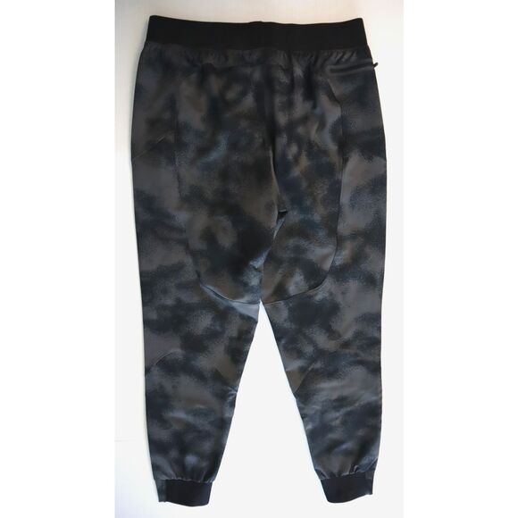 Under Armour 1352027-010 Men's Sz Large Gray UA Unstoppable Jogger Pants - Picture 2 of 12